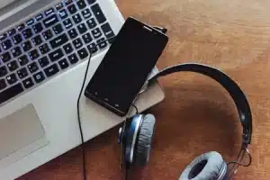iPhone 15 Pro Max Hoparlör Değişimi